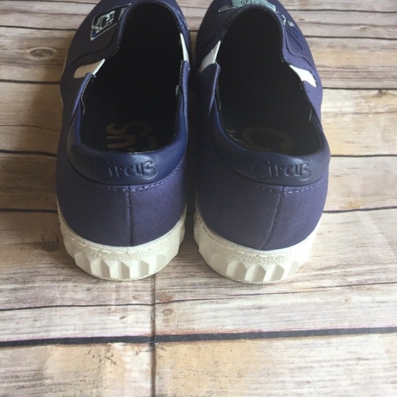 Circus by Sam Edelman Call Me Slip On Sneaker - Picture 5 of 8